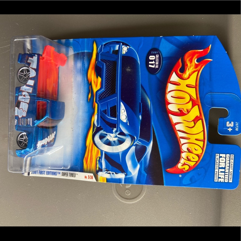 NIP hot wheels 2001 1st edition super tuned truck